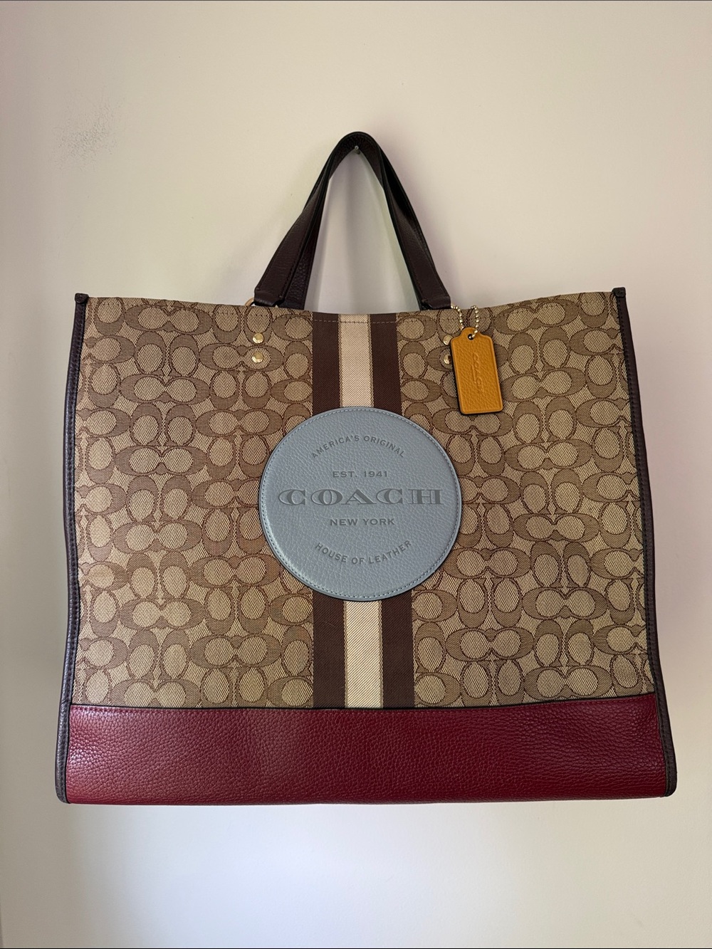 COACH Dempsey Tote Bag 40 In Signature Jacquard With Stripe And Coach Patch